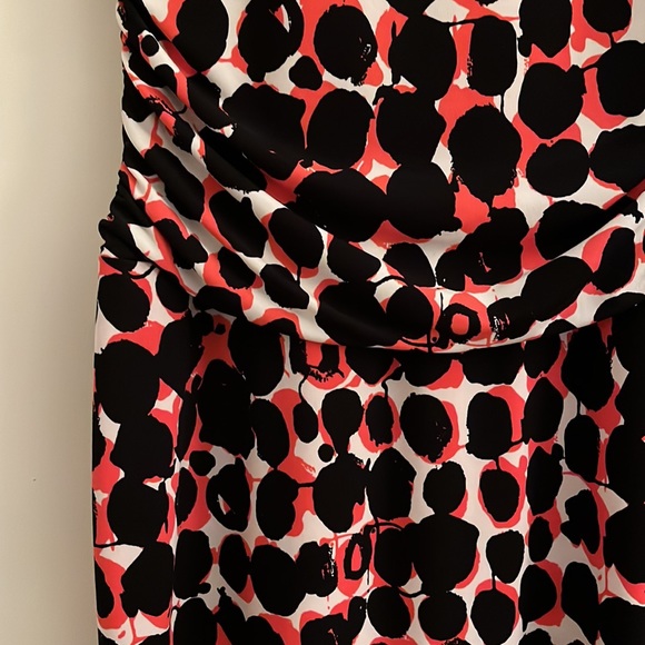 Nine West Red/Black/White Patterned Dress - Size 8! - Picture 3 of 7